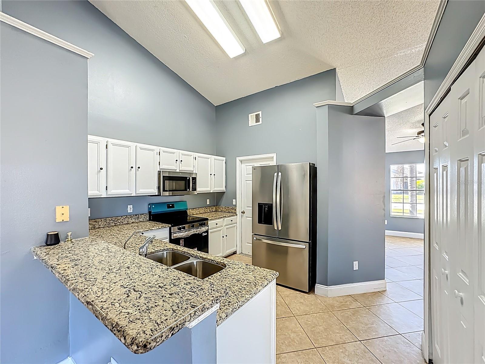 COUNTRY CREEK ESTATES PH 1 - Residential