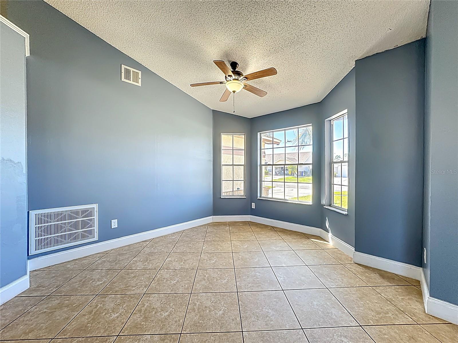 COUNTRY CREEK ESTATES PH 1 - Residential