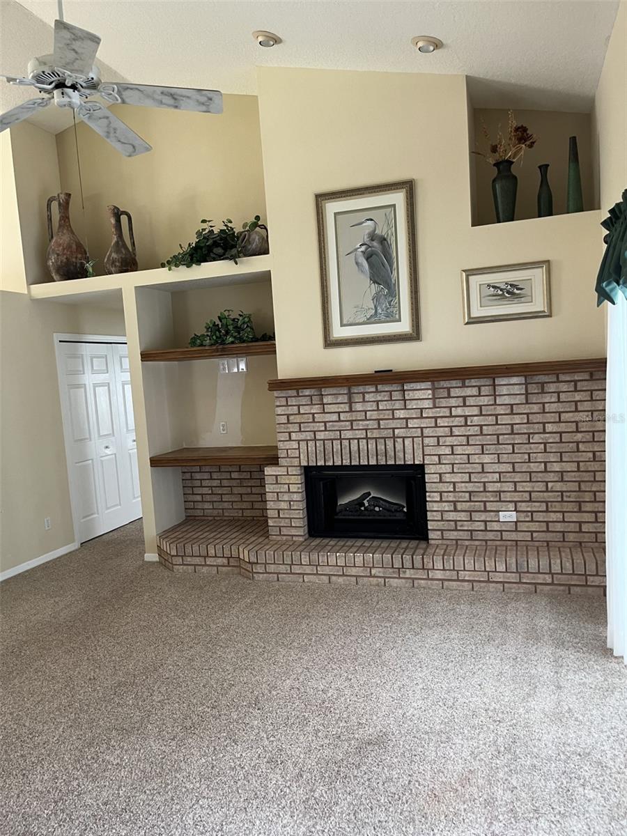 RAINBOW SPGS 05 REP - Residential