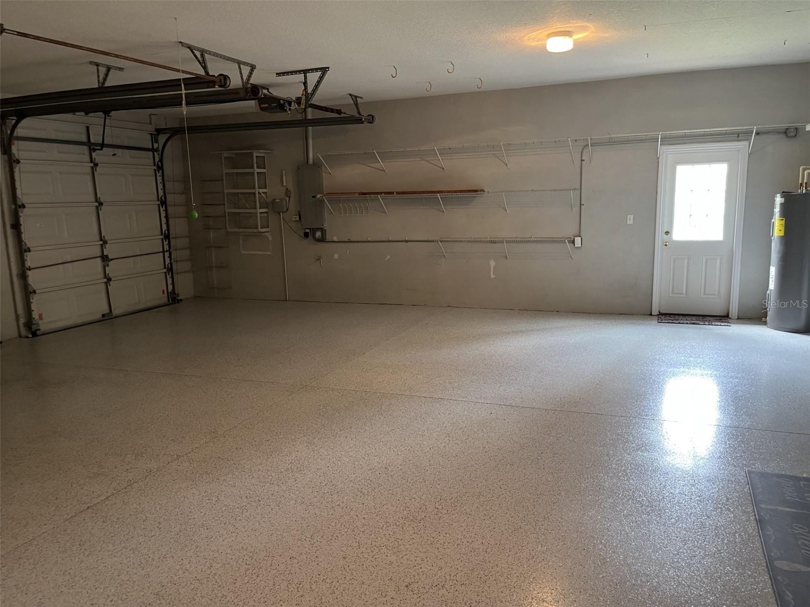 RAINBOW SPGS 05 REP - Residential