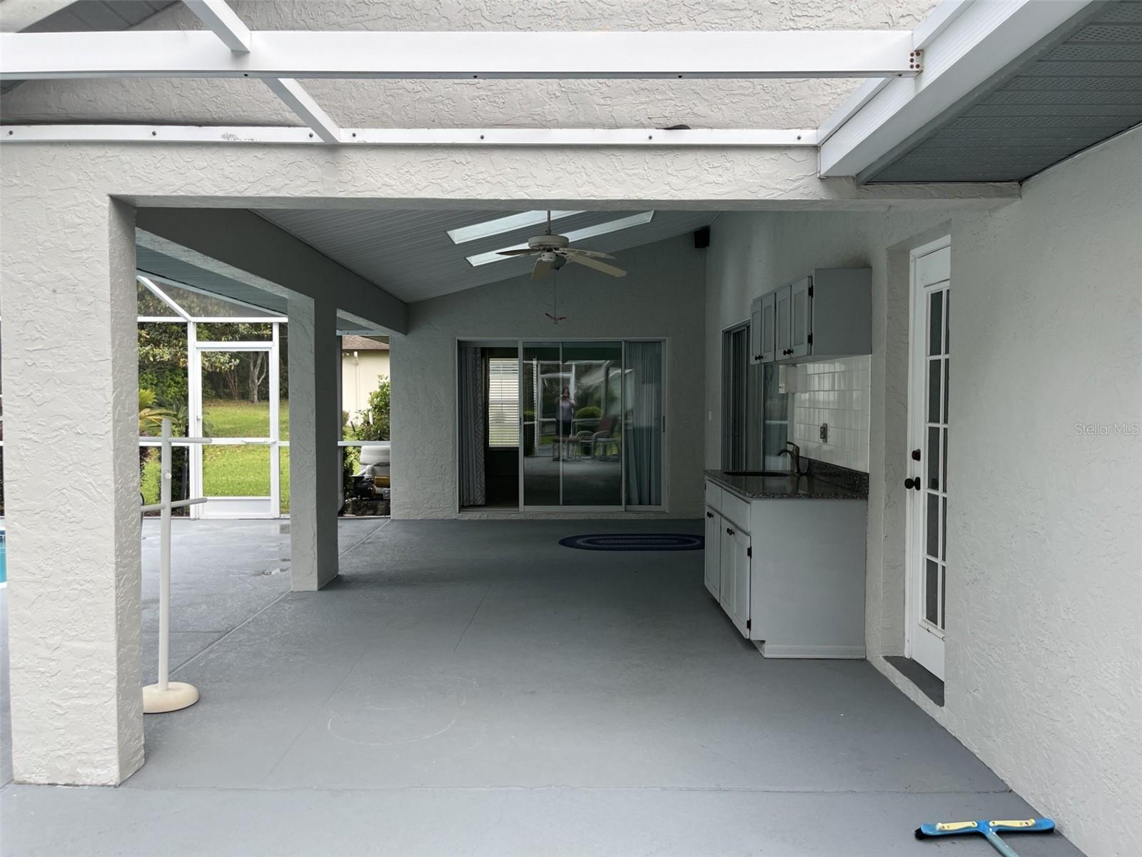 RAINBOW SPGS 05 REP - Residential