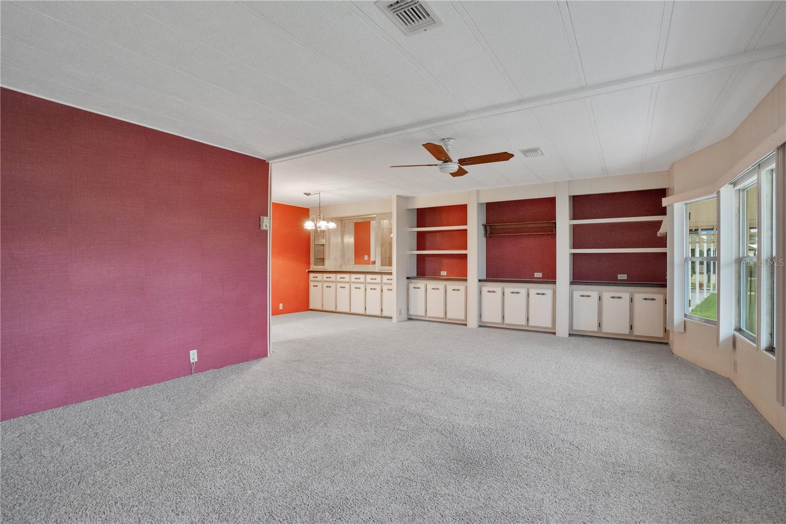 1209 APACHE CIRCLE