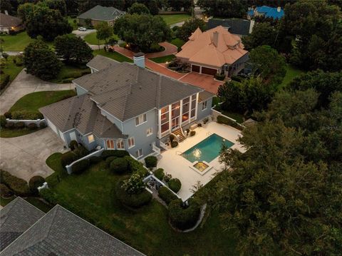 A home in WINTER HAVEN