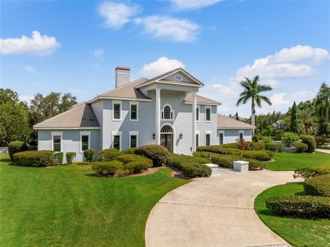 A home in WINTER HAVEN