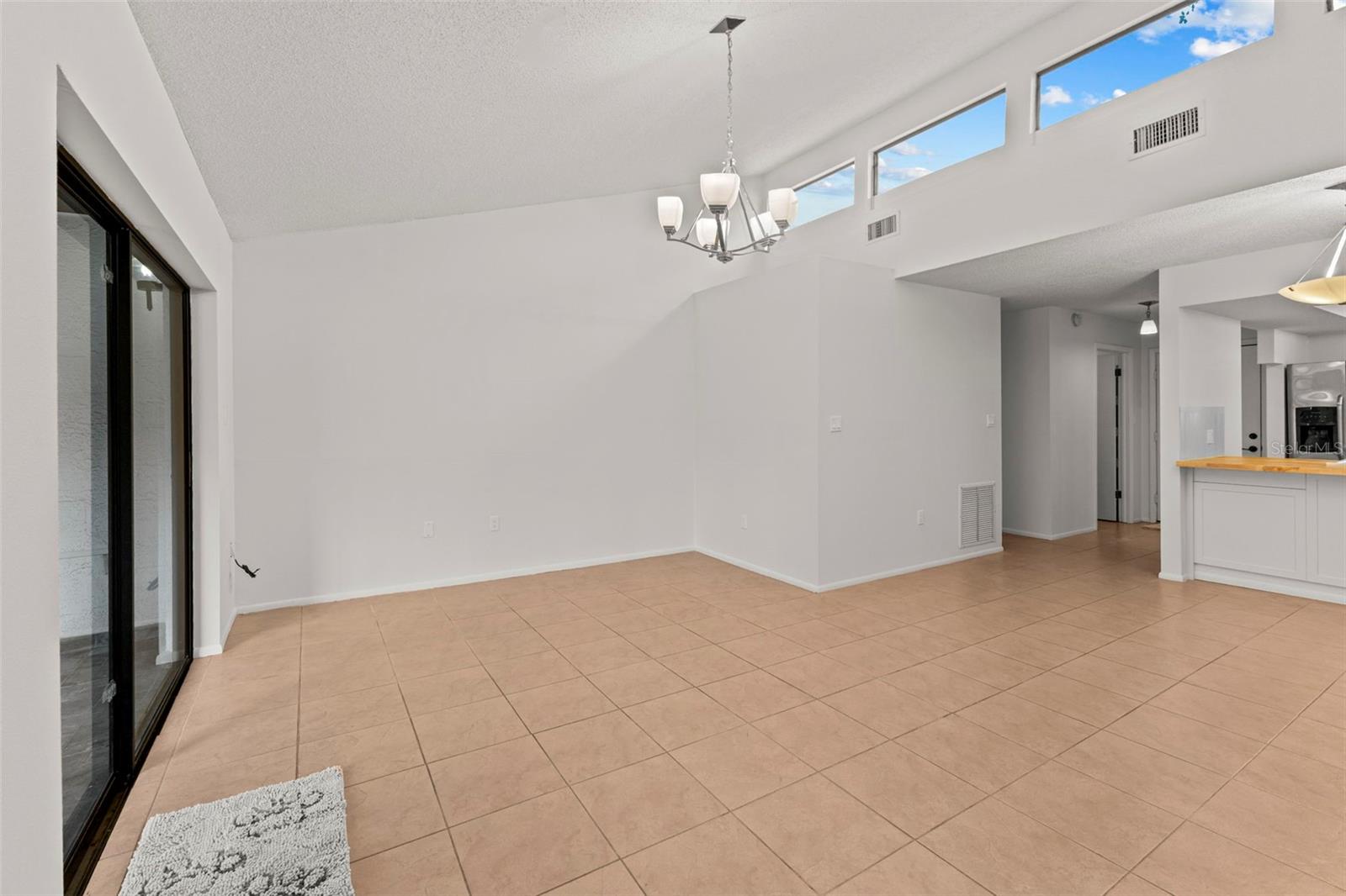 PINEWOOD VILLAS - Residential