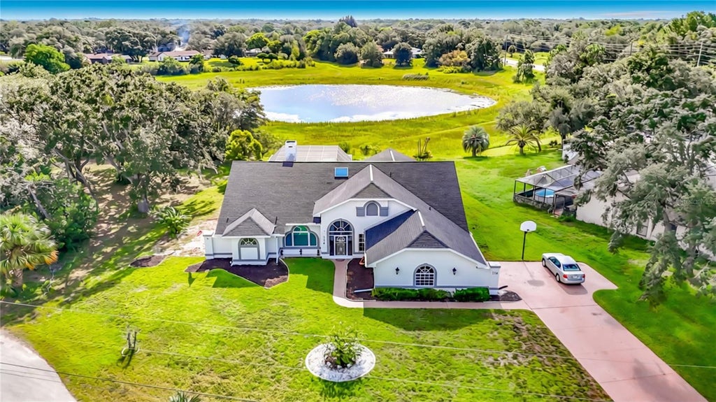 Photo of 114 Fargo Court, Spring Hill, FL 34606 (MLS # W7888689)