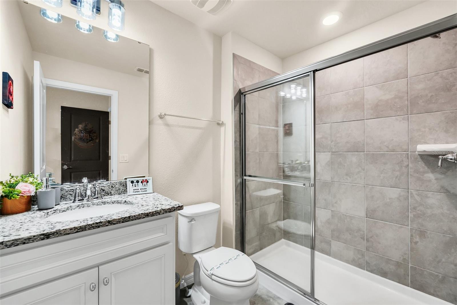 WINDSOR ISLAND RESIDENCE - Residential