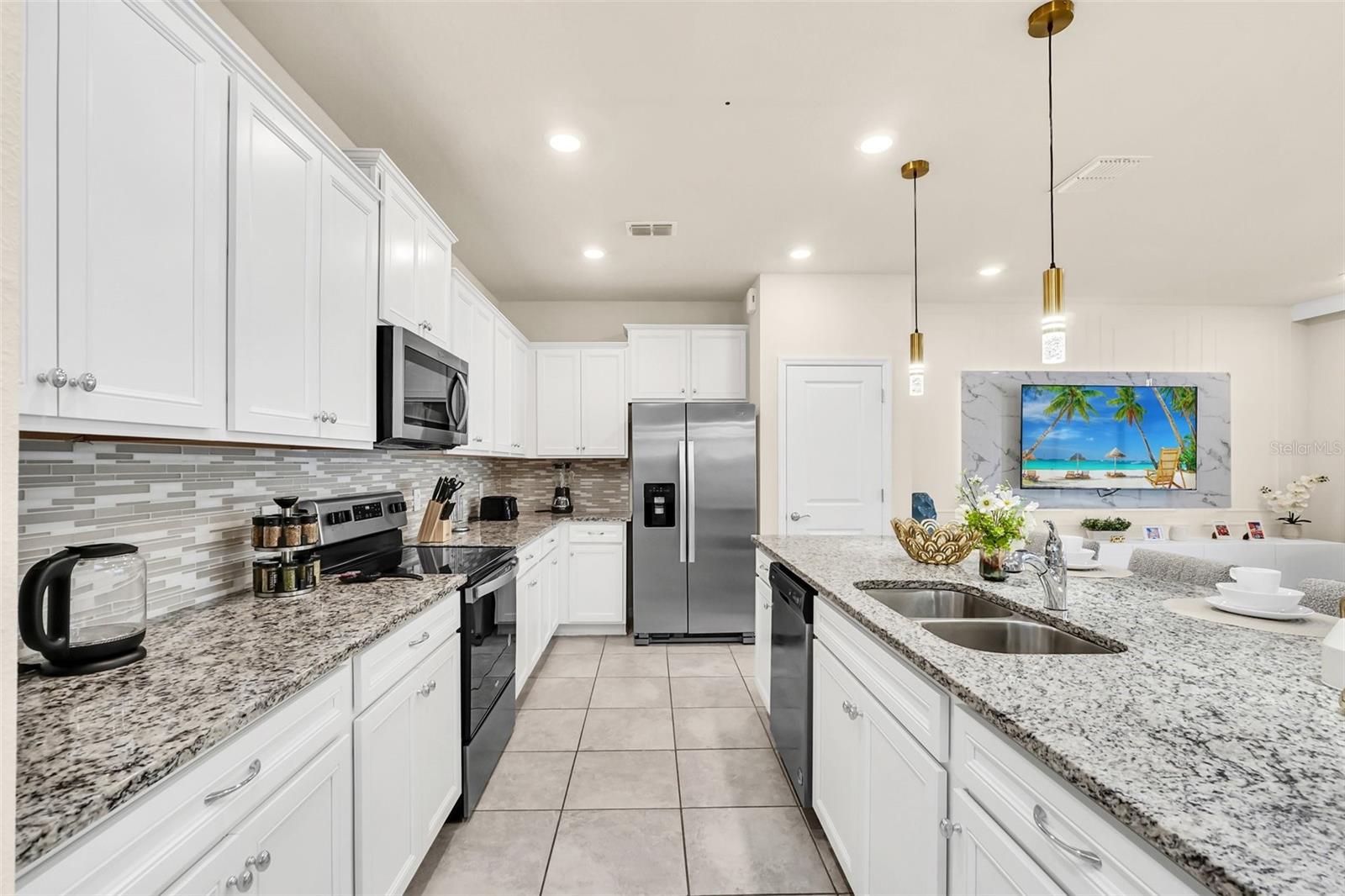 WINDSOR ISLAND RESIDENCE - Residential