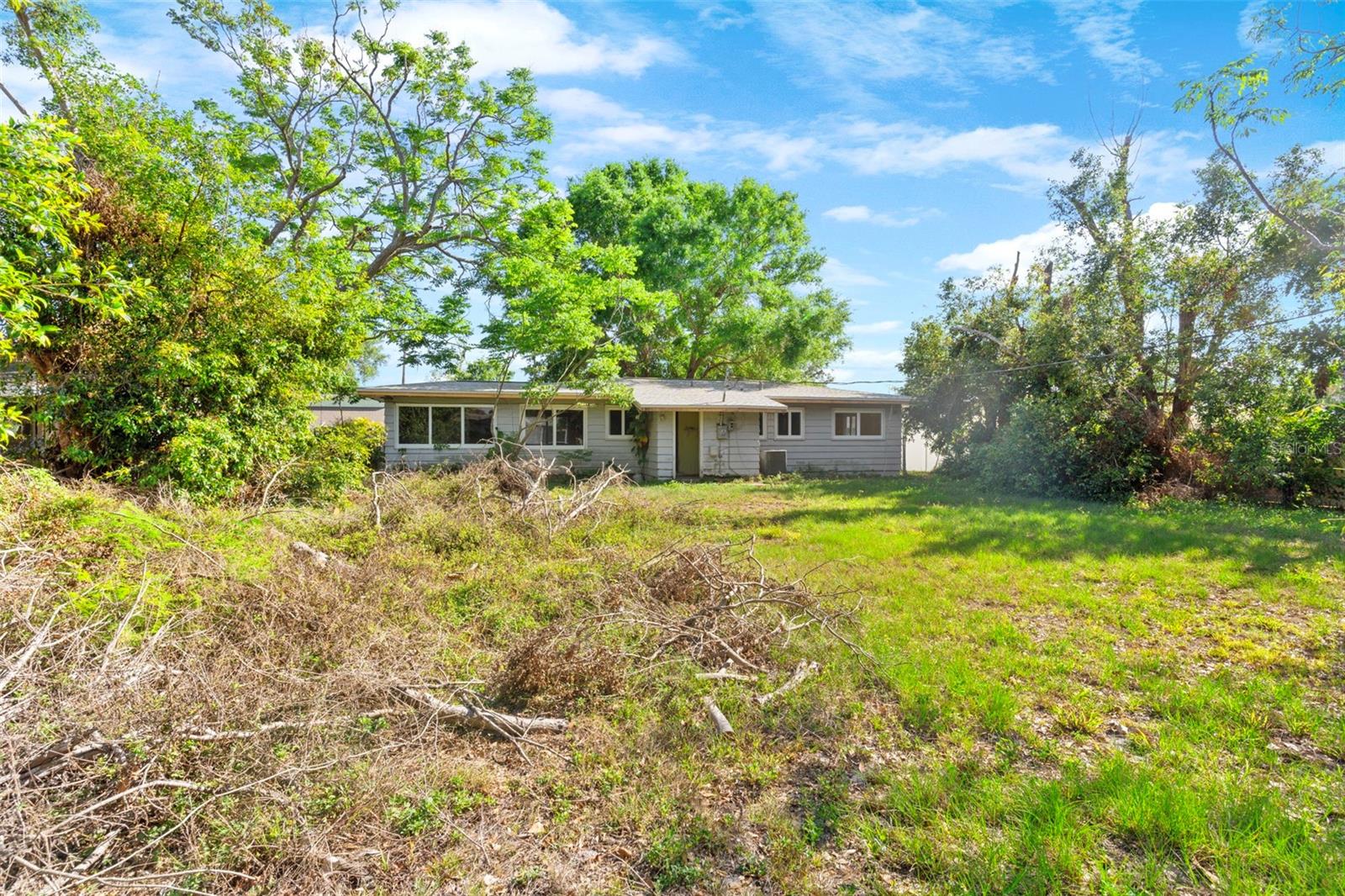 PATRICIA MANOR - Residential