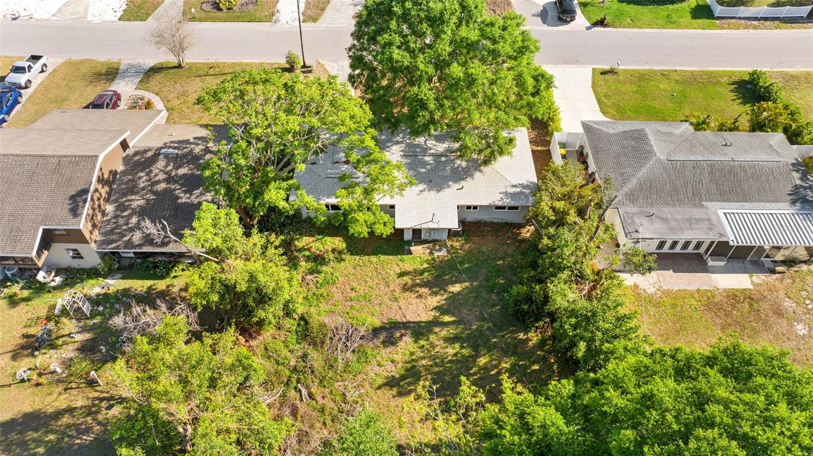 PATRICIA MANOR - Residential