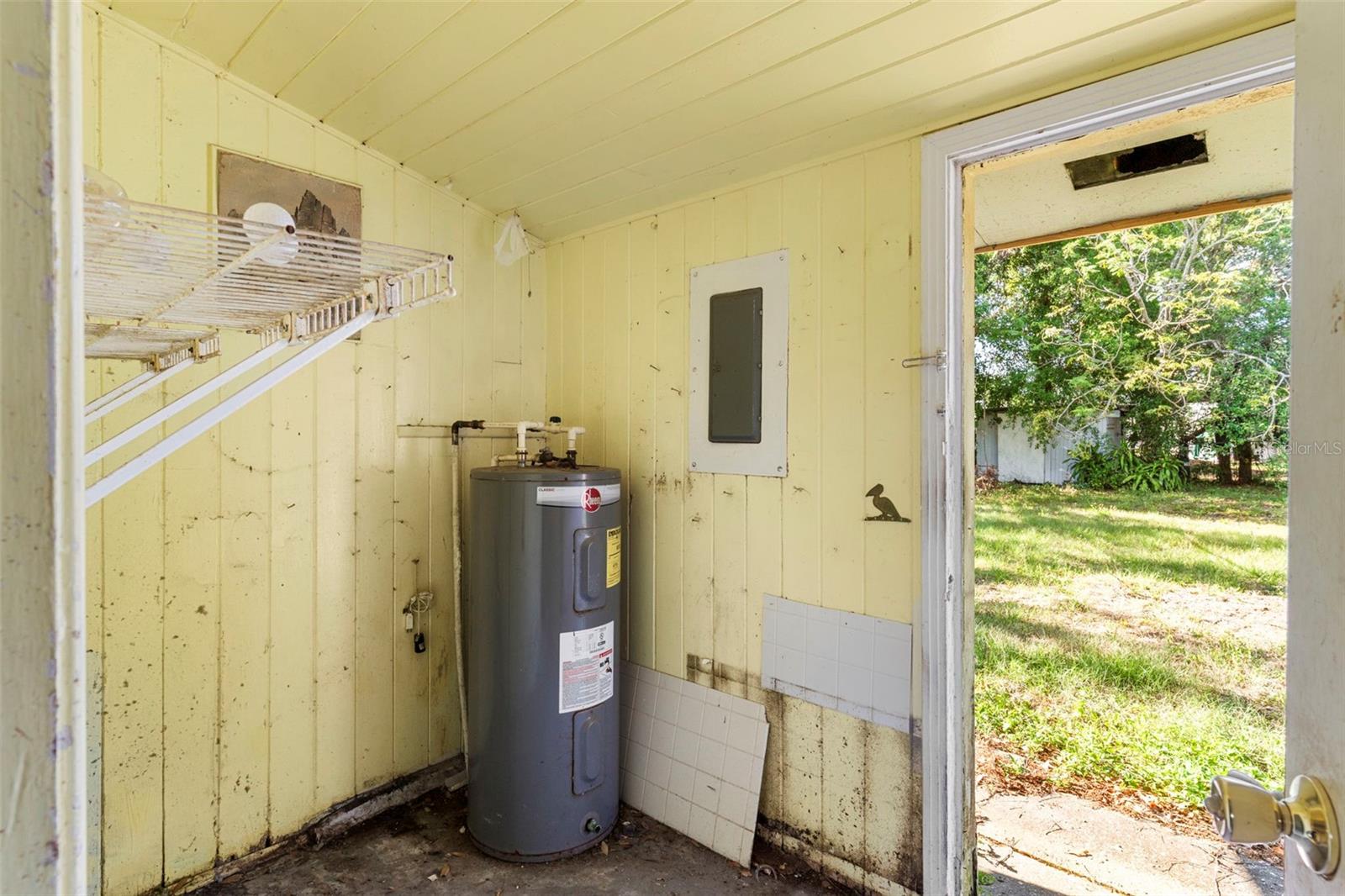 PATRICIA MANOR - Residential