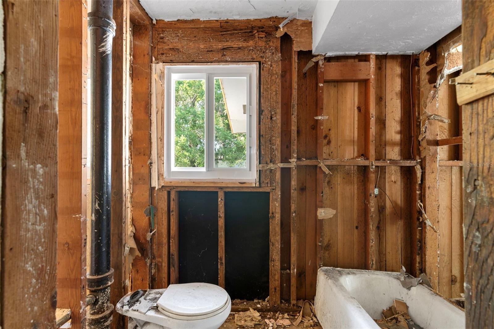 PATRICIA MANOR - Residential