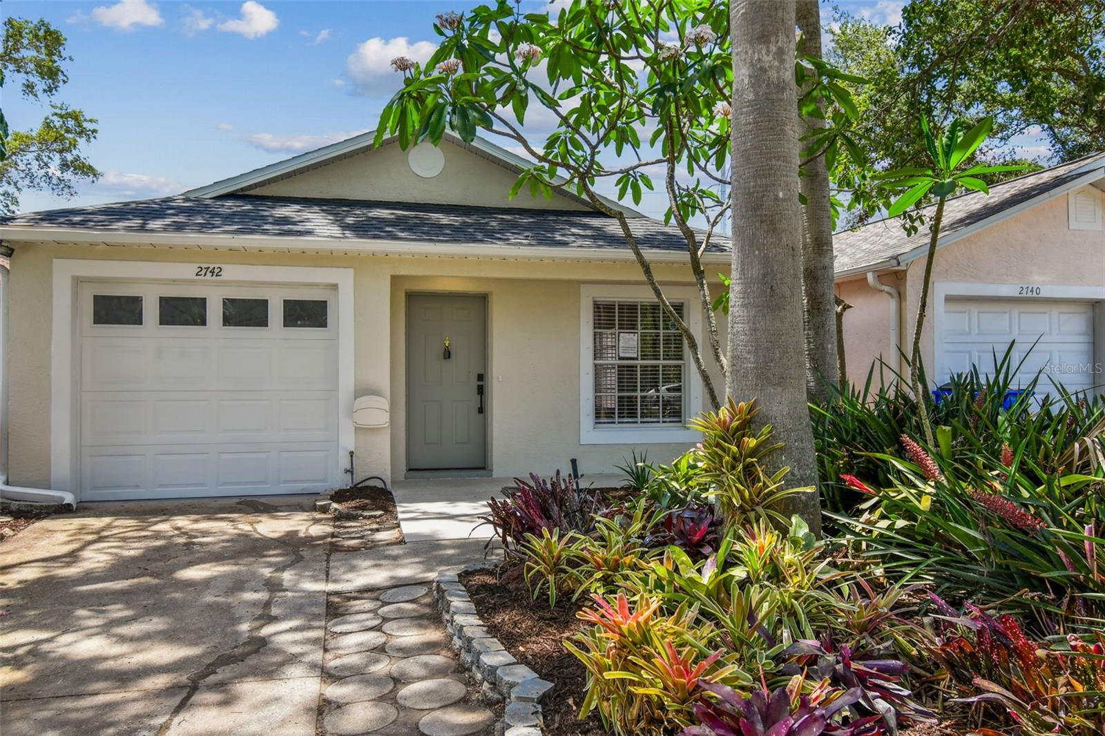 2742 WILSON COURT