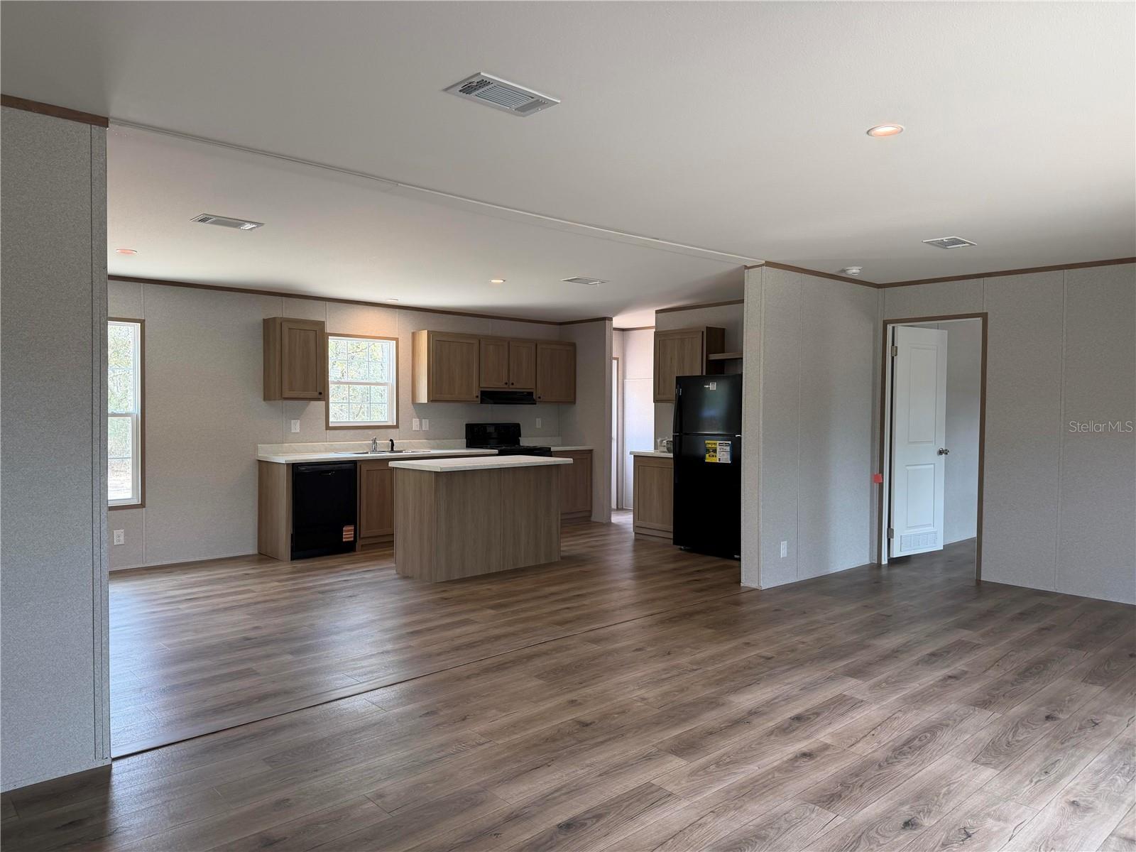 WILLISTON HIGHLANDS UN 5 - Residential