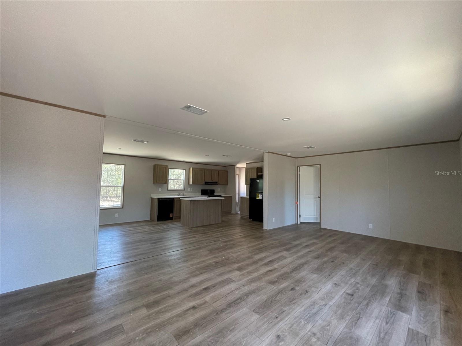 WILLISTON HIGHLANDS UN 5 - Residential