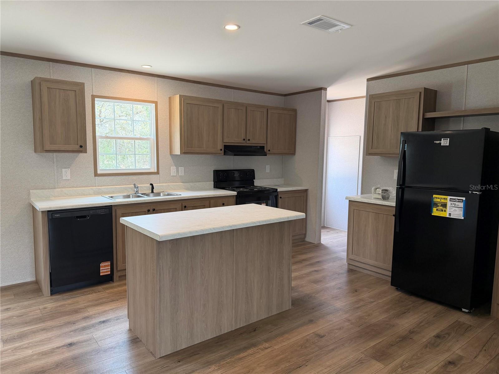 WILLISTON HIGHLANDS UN 5 - Residential