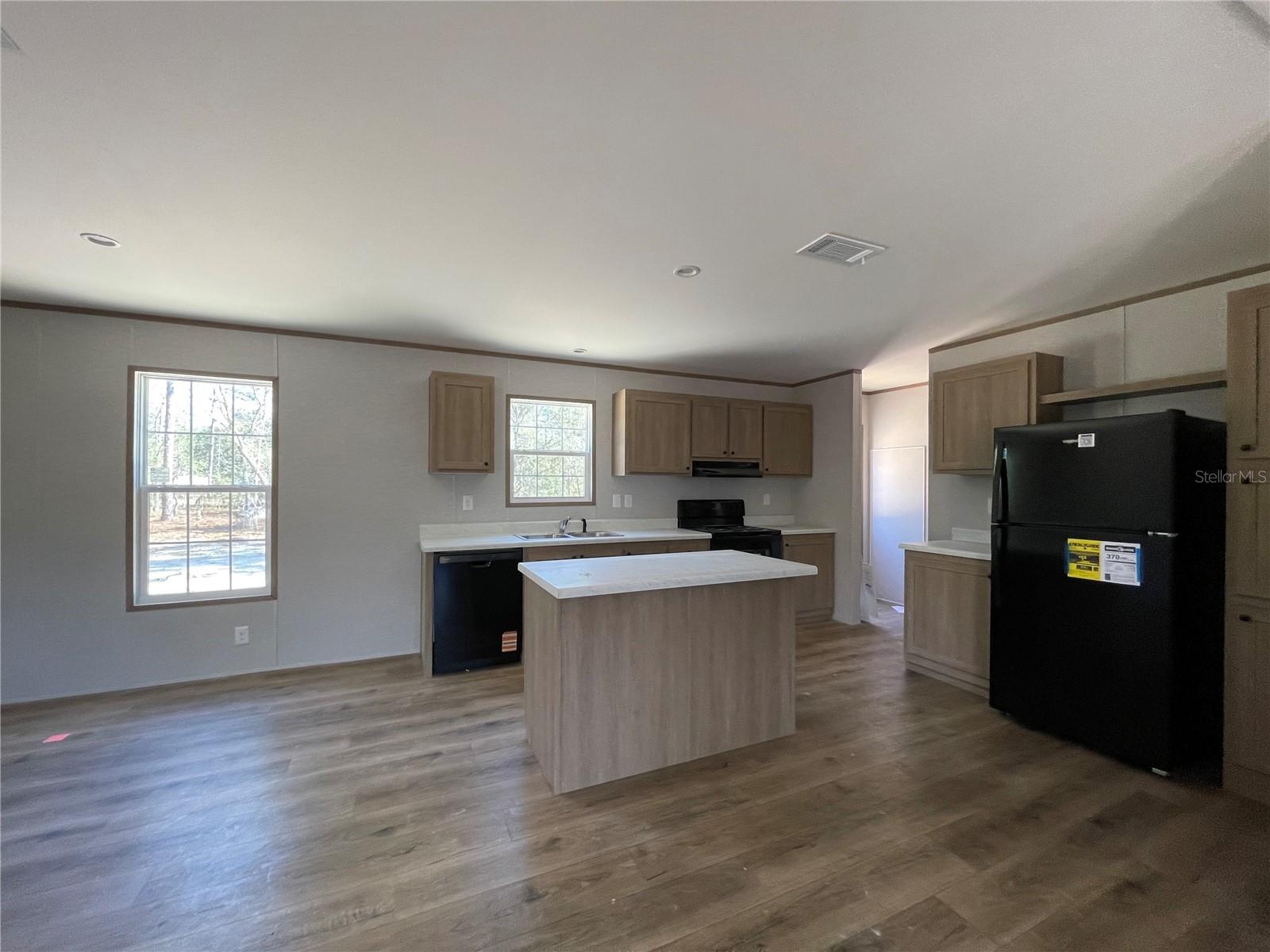 WILLISTON HIGHLANDS UN 5 - Residential