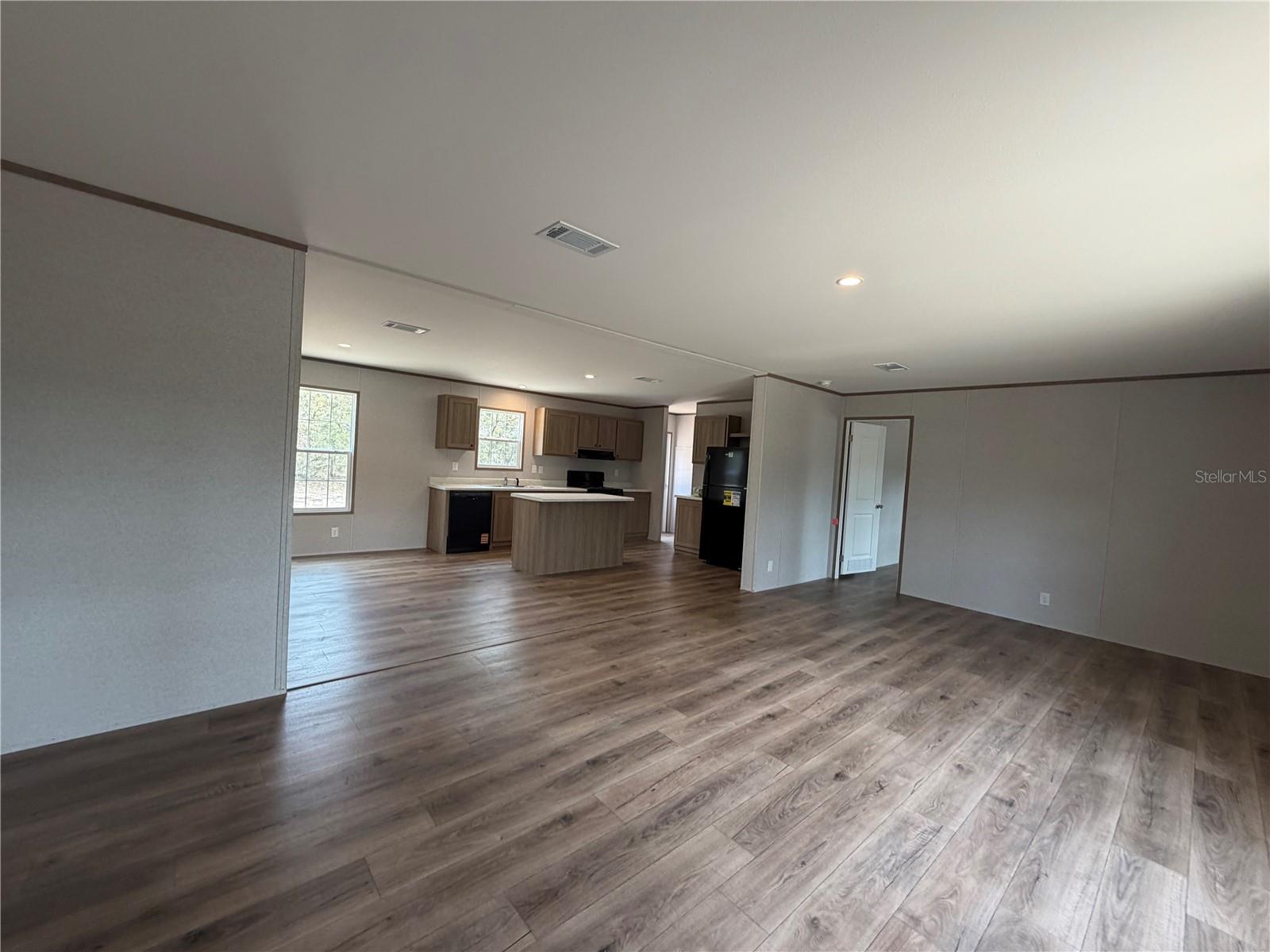 WILLISTON HIGHLANDS UN 5 - Residential