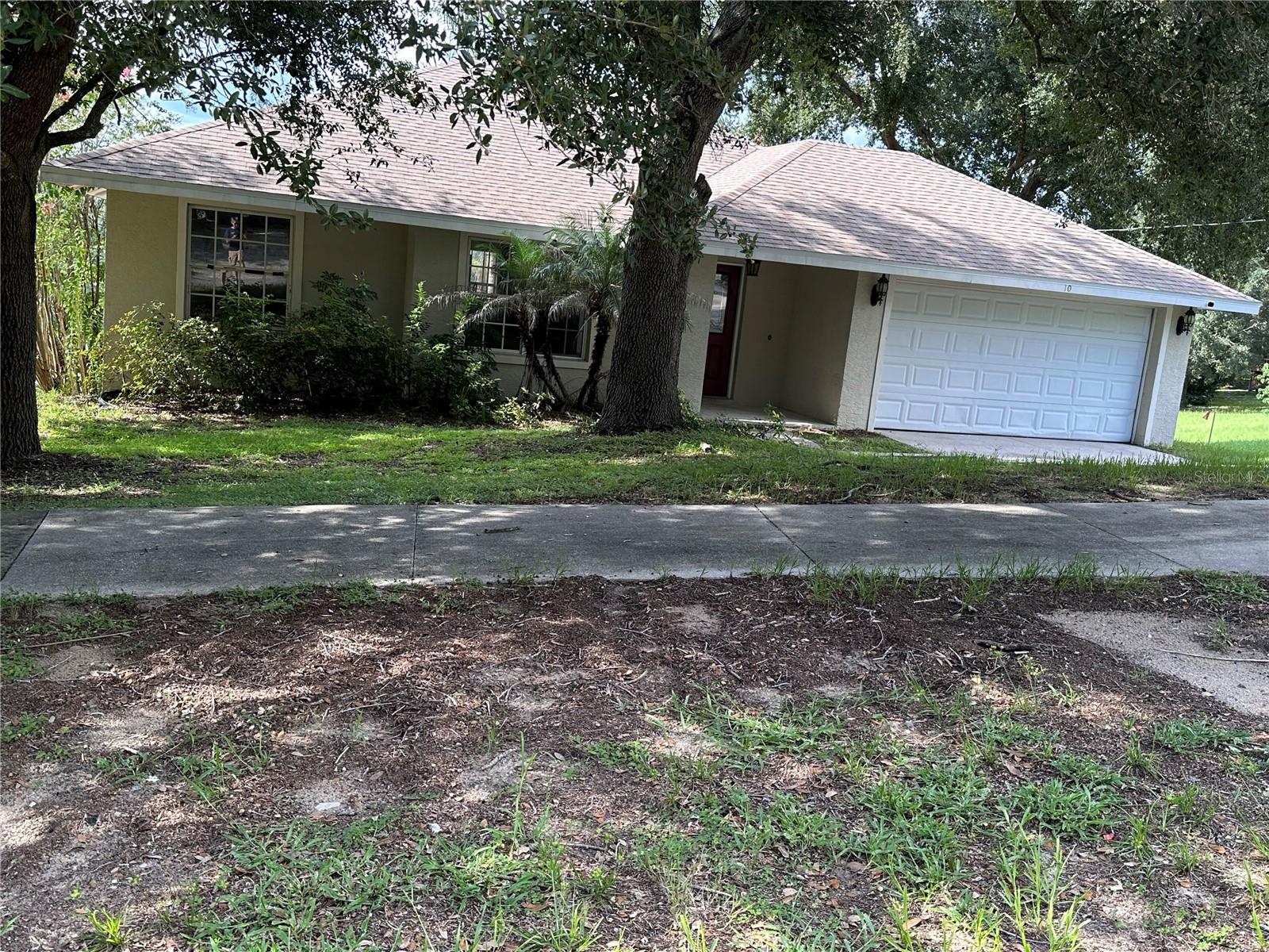 10 SUNNYSIDE DRIVE