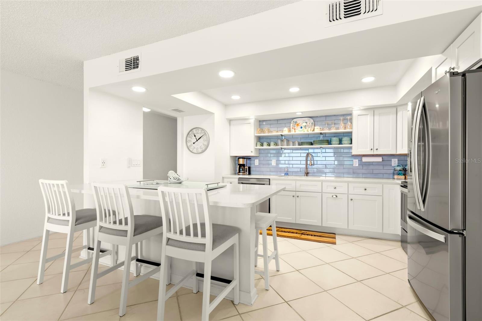 HEMINGWAY CONDO THE - Residential Lease