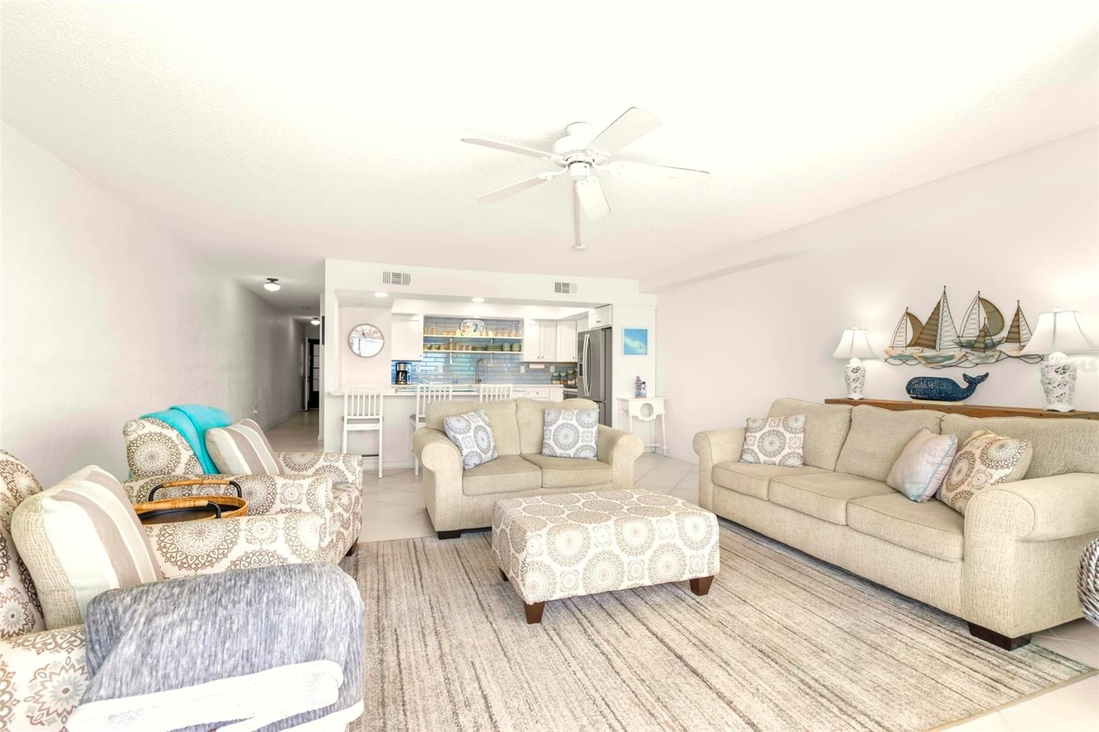 HEMINGWAY CONDO THE - Residential Lease