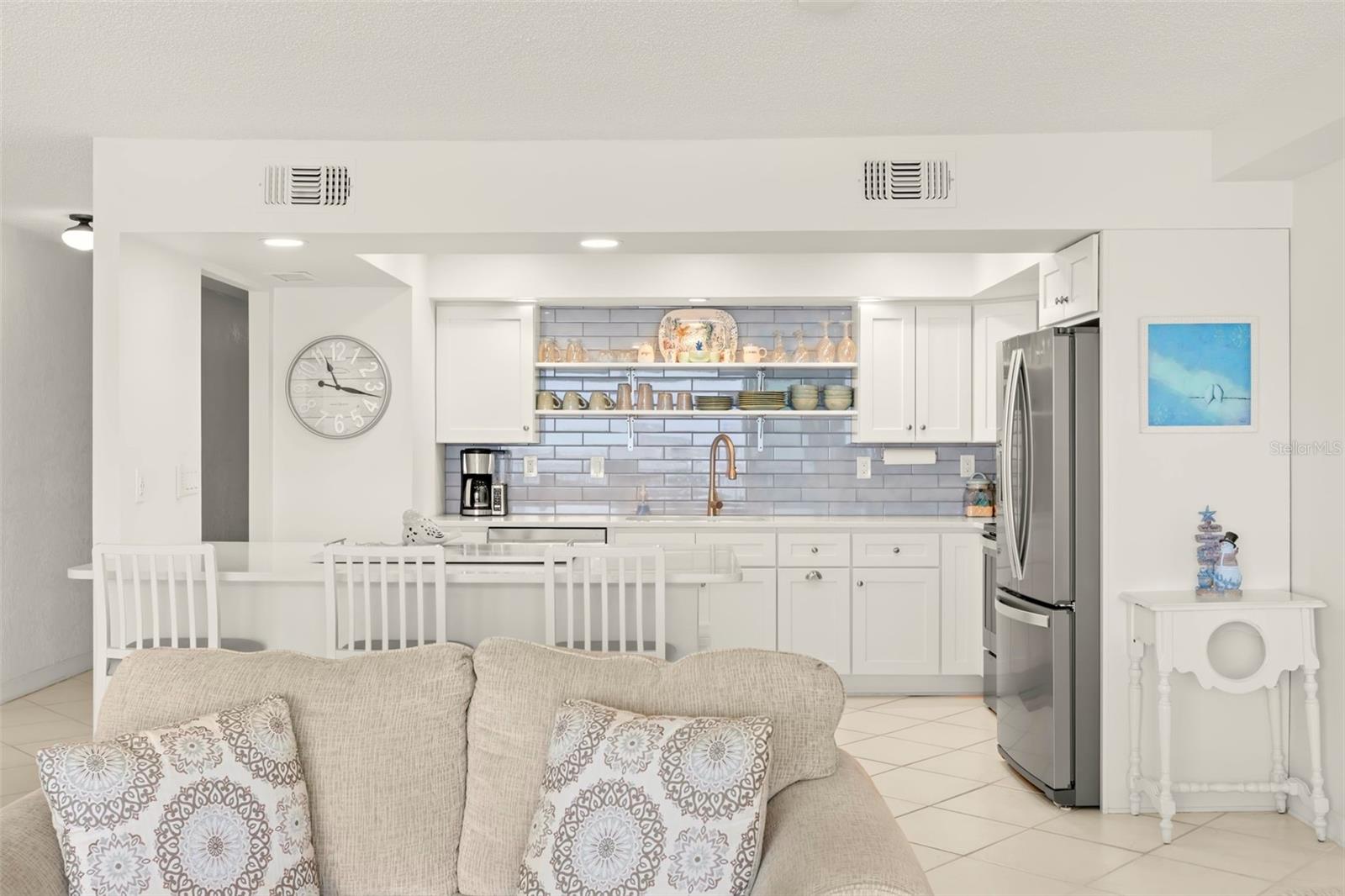 HEMINGWAY CONDO THE - Residential Lease