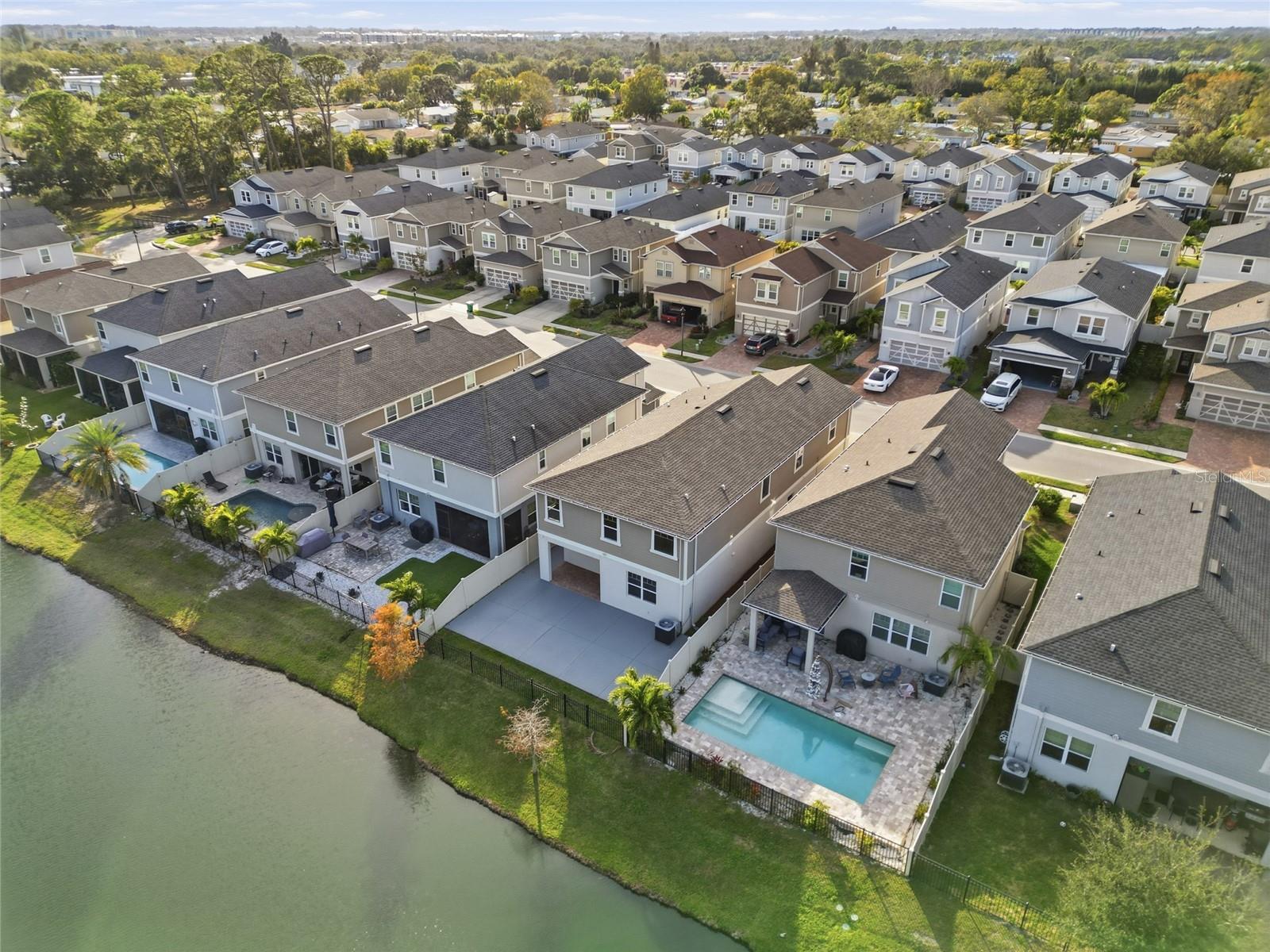 ARTISAN ESTATES - Residential