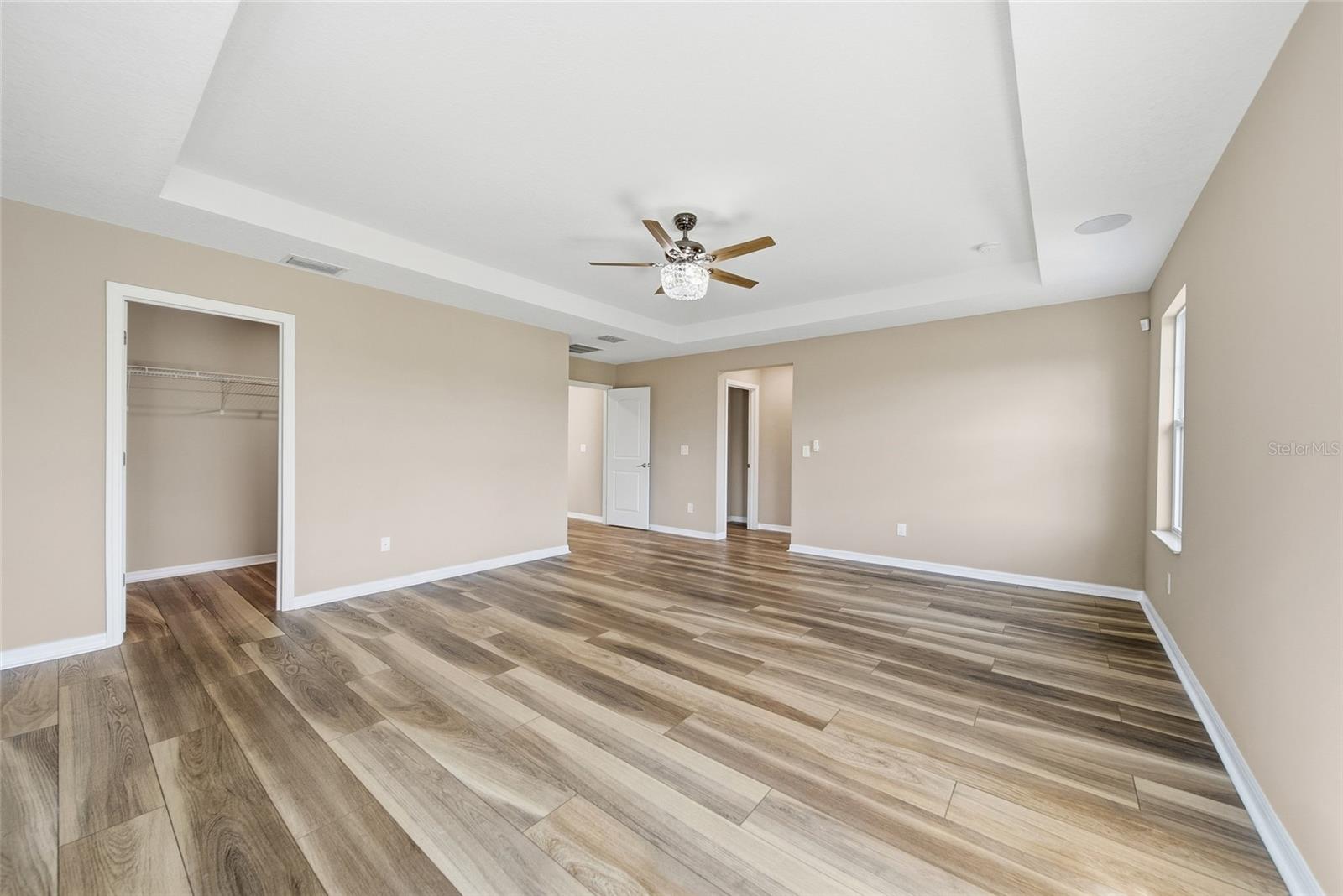 ARTISAN ESTATES - Residential