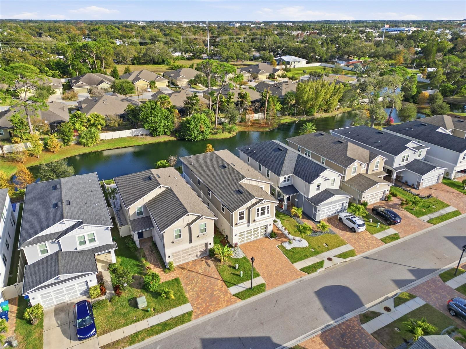 ARTISAN ESTATES - Residential