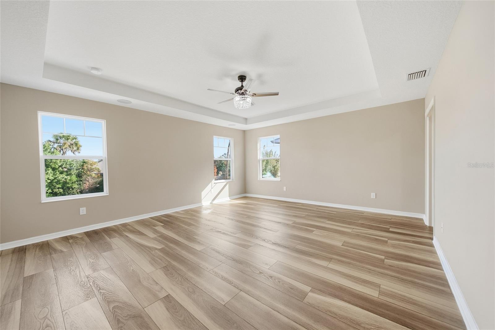 ARTISAN ESTATES - Residential