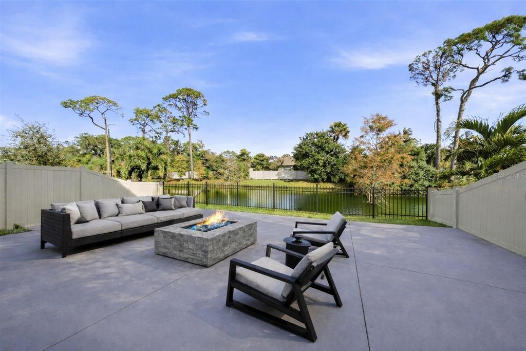 Photo of 8147 Artisan Circle, Seminole, FL 33777 (MLS # TB8464697)