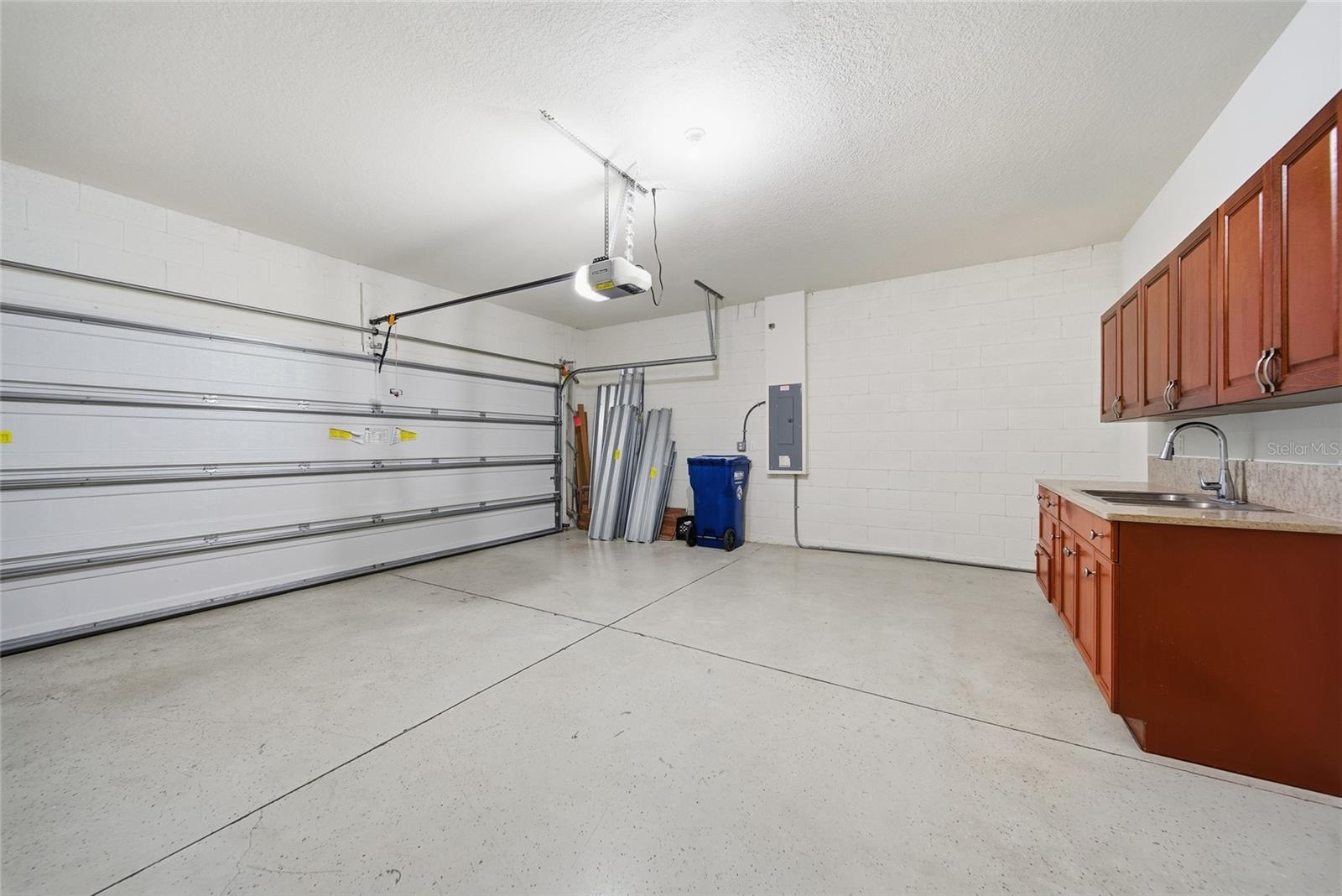 ARTISAN ESTATES - Residential