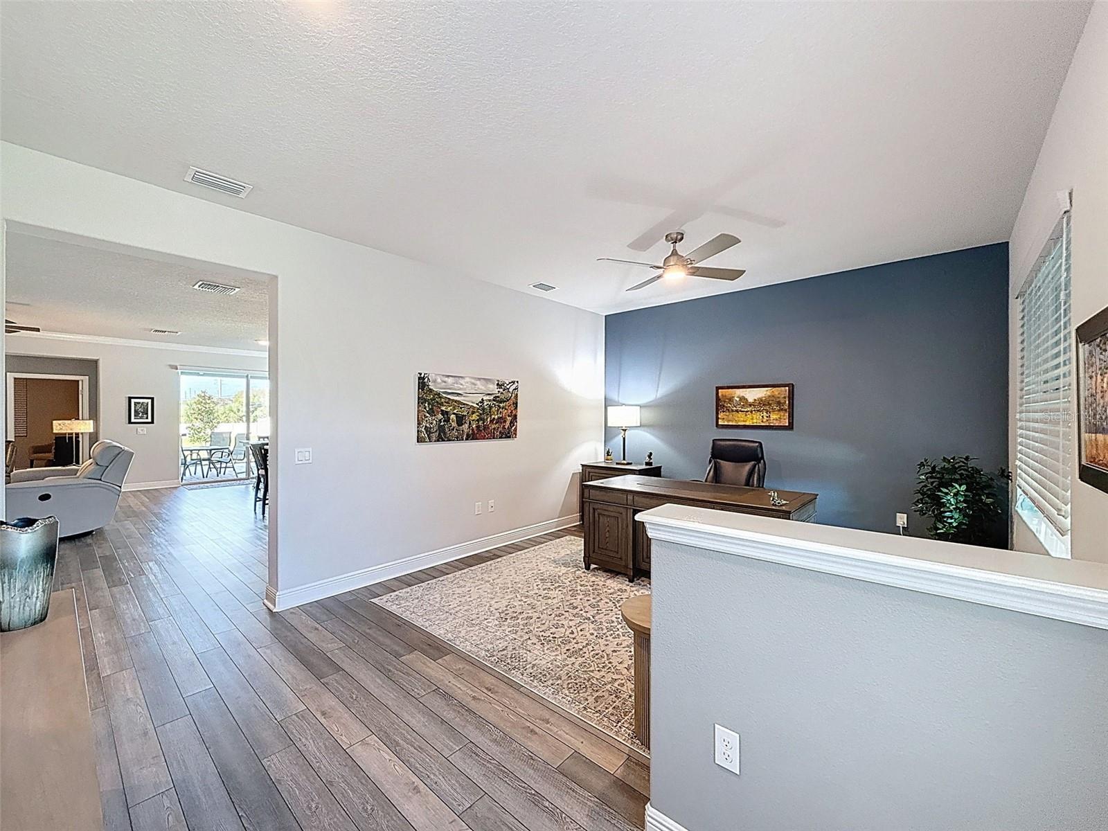 NORTH LAKE TRAIL - Residential