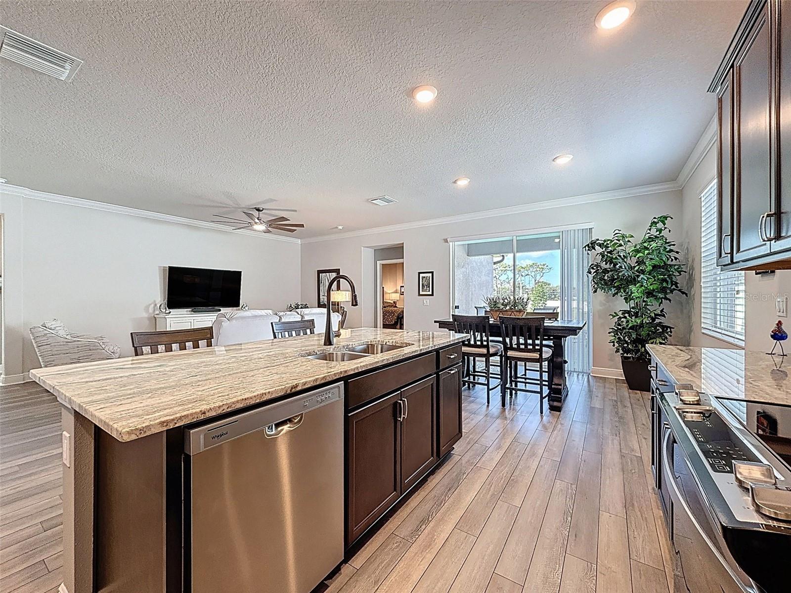 NORTH LAKE TRAIL - Residential