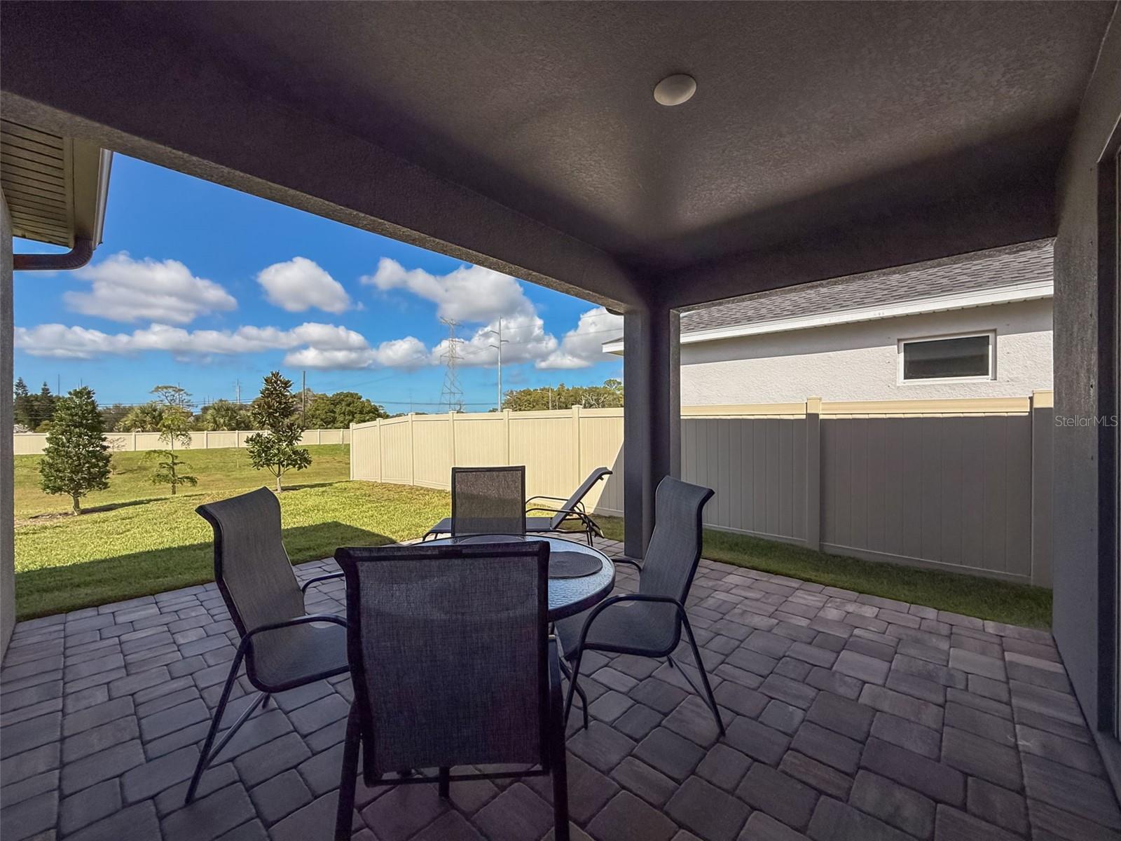 NORTH LAKE TRAIL - Residential