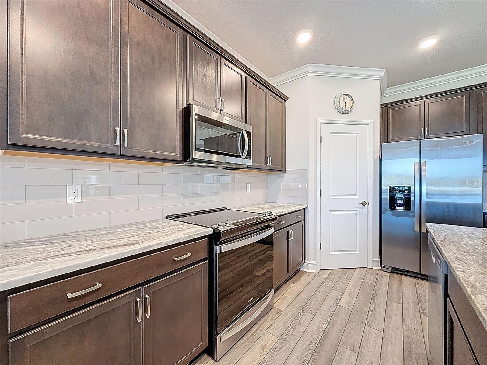 NORTH LAKE TRAIL - Residential