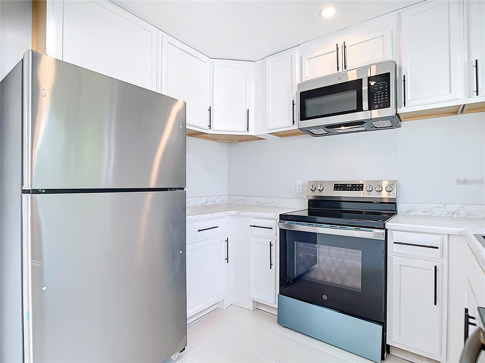 PORT CHARLOTTE SEC 005 - Residential Lease