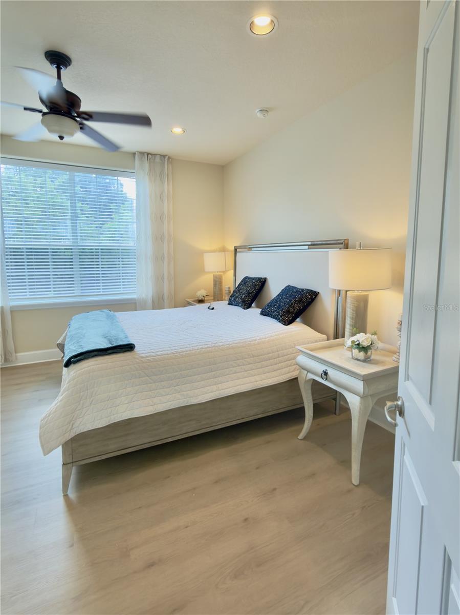 SAVANNAH PRESERVE AT UNIVERSITY PLACE - Residential