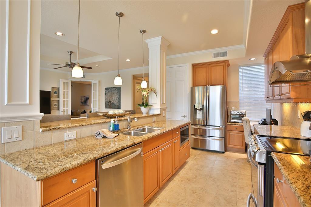 SAVANNAH PRESERVE AT UNIVERSITY PLACE - Residential