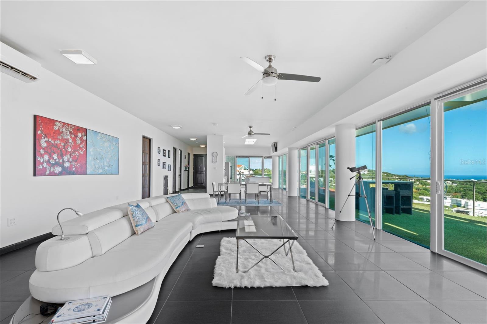 SAN JOSE HILLS - Residential