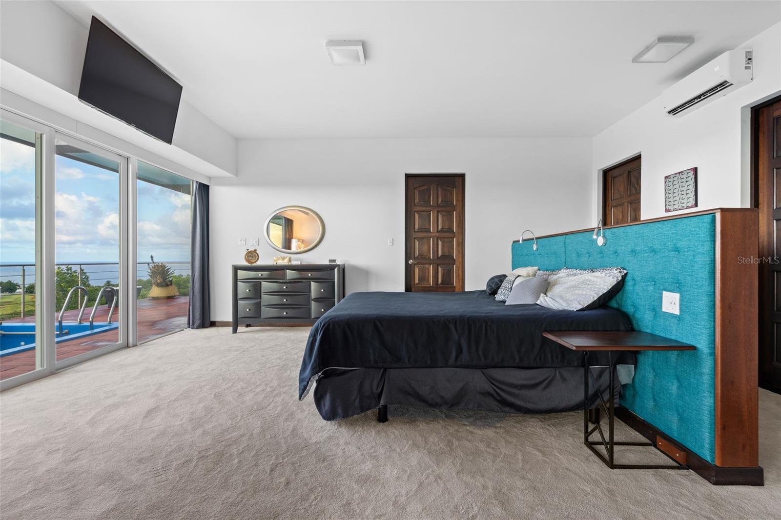 SAN JOSE HILLS - Residential