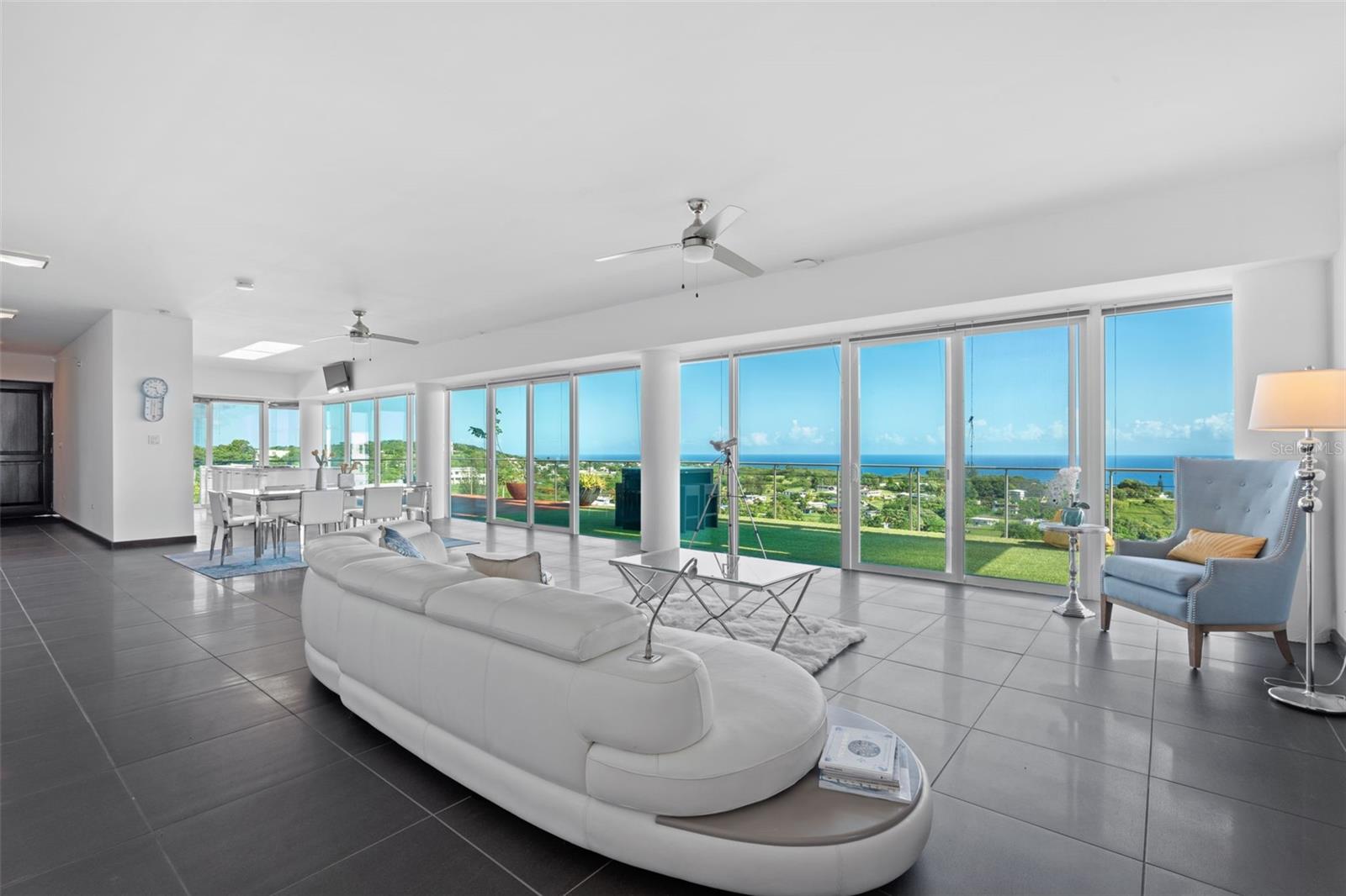 SAN JOSE HILLS - Residential