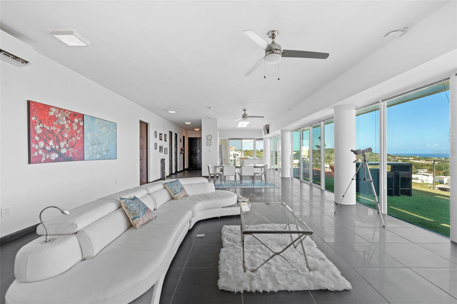 SAN JOSE HILLS - Residential