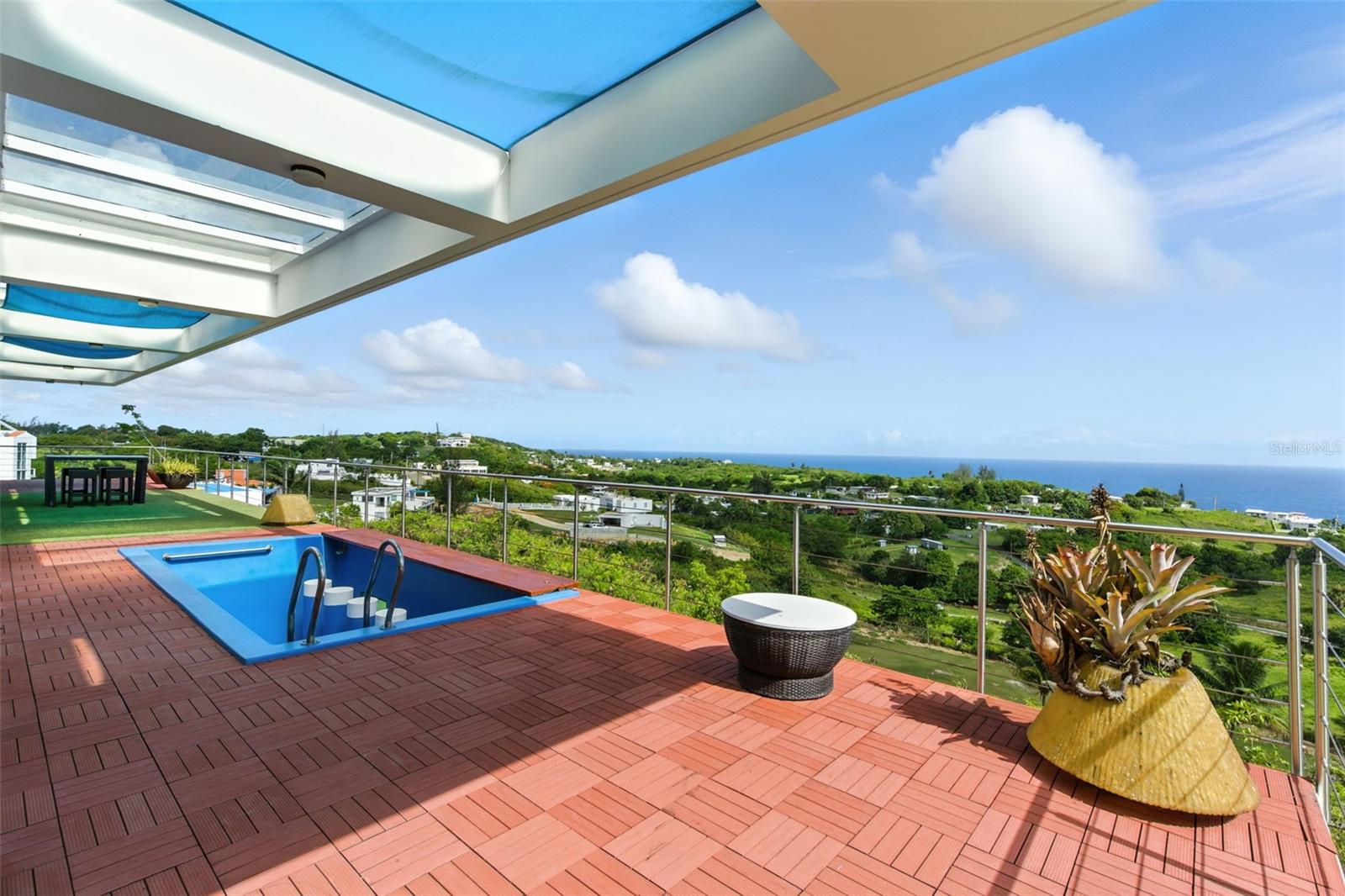 SAN JOSE HILLS - Residential