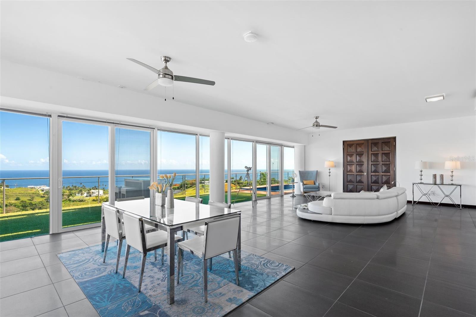 SAN JOSE HILLS - Residential