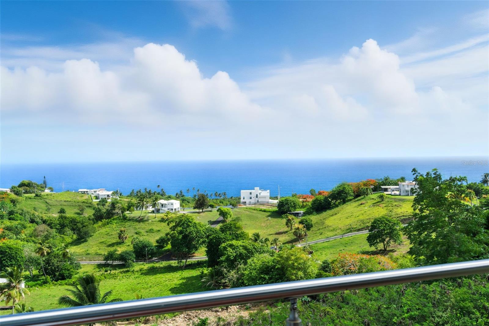 SAN JOSE HILLS - Residential