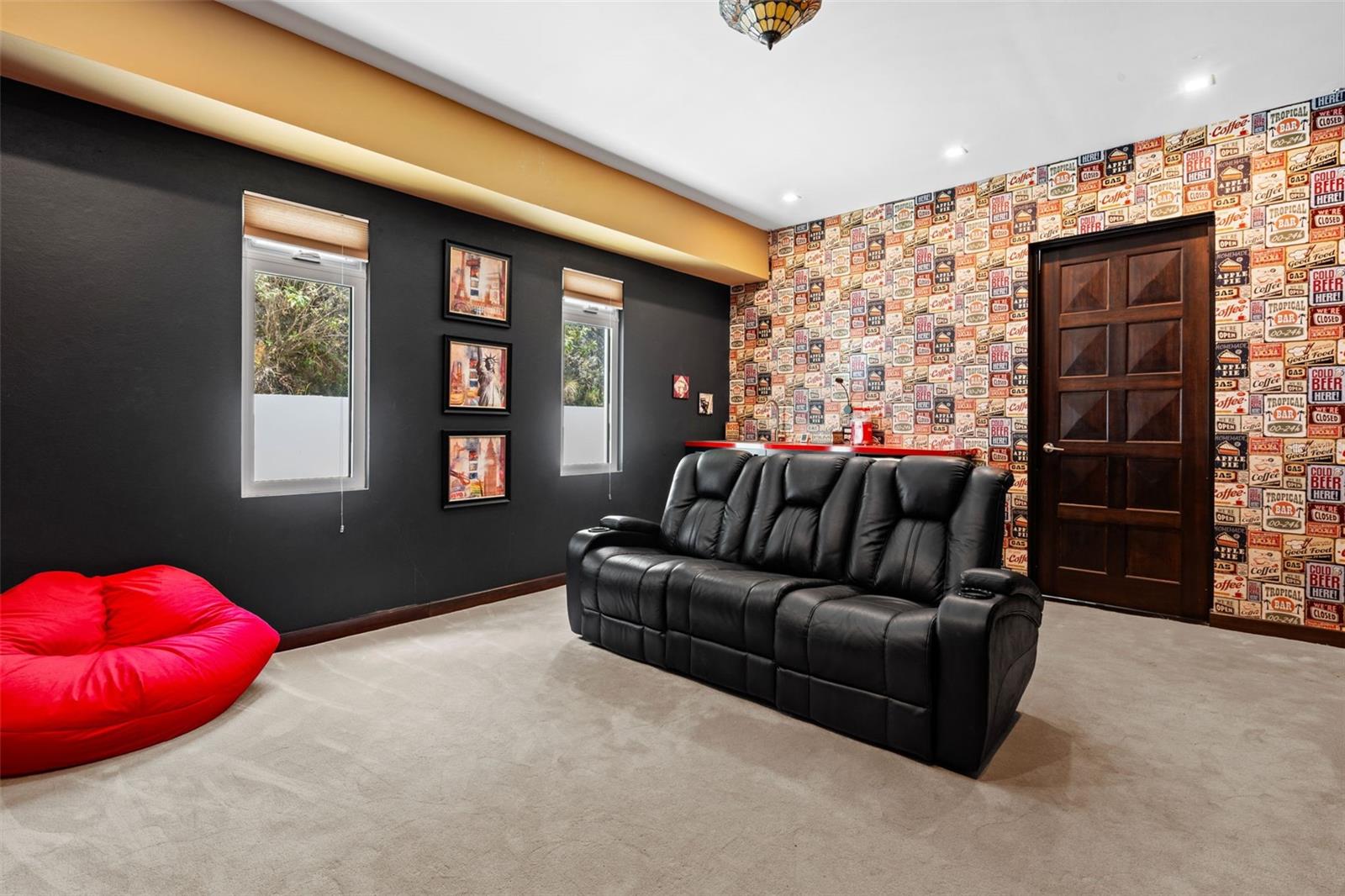 SAN JOSE HILLS - Residential