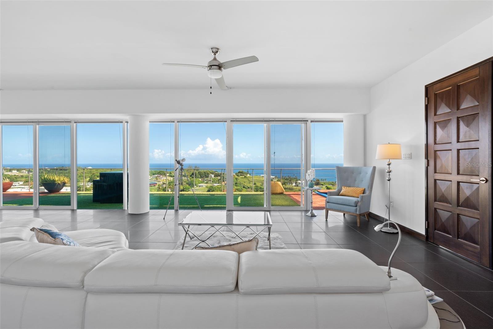 SAN JOSE HILLS - Residential