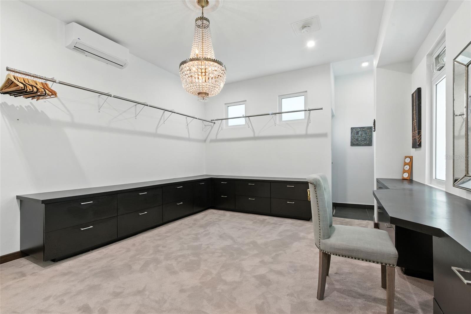 SAN JOSE HILLS - Residential