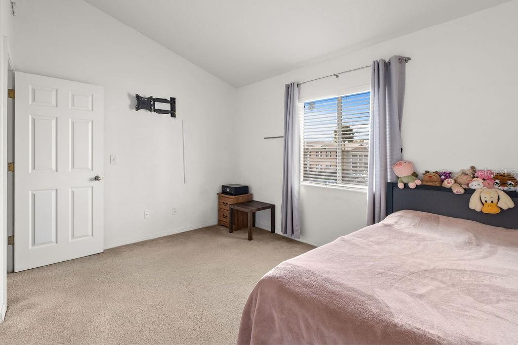 COVE AT PEARL LAKE - Residential